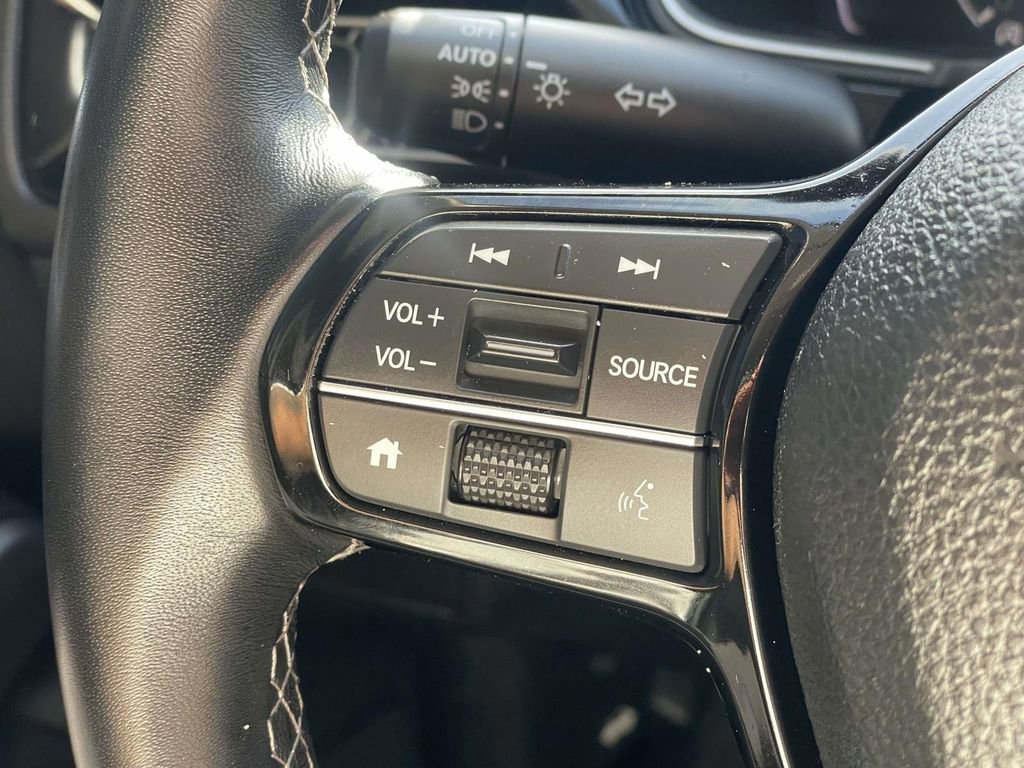 Used 2023 Honda Civic EX-L image 9