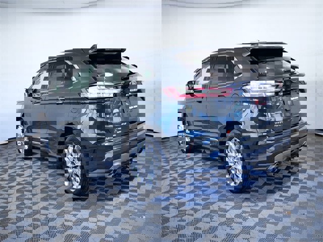 Certified 2022 Ford Edge Titanium w/ Equipment Group 301A image 6