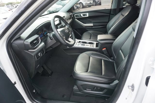 Certified 2023 Ford Explorer XLT w/ Equipment Group 202A image 26