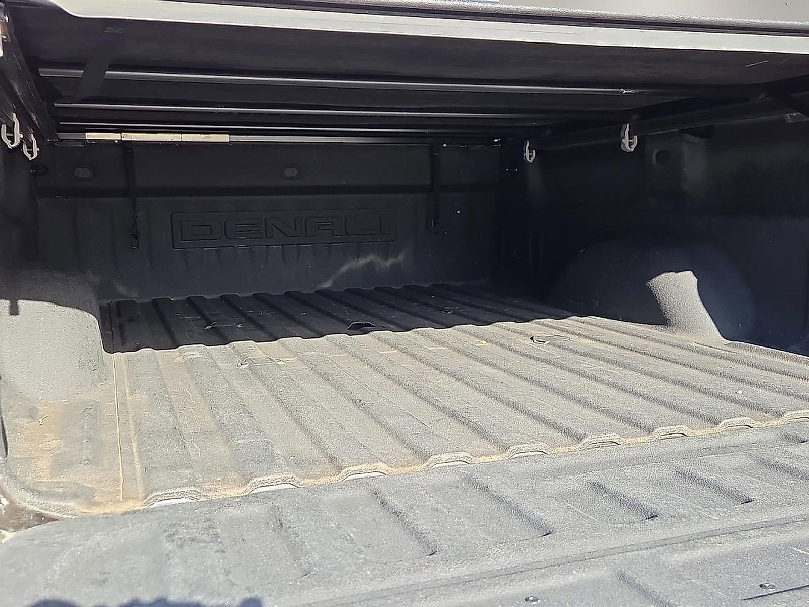 Used 2017 GMC Sierra 3500 Denali w/ Duramax Plus Package AWD/4WD image 8