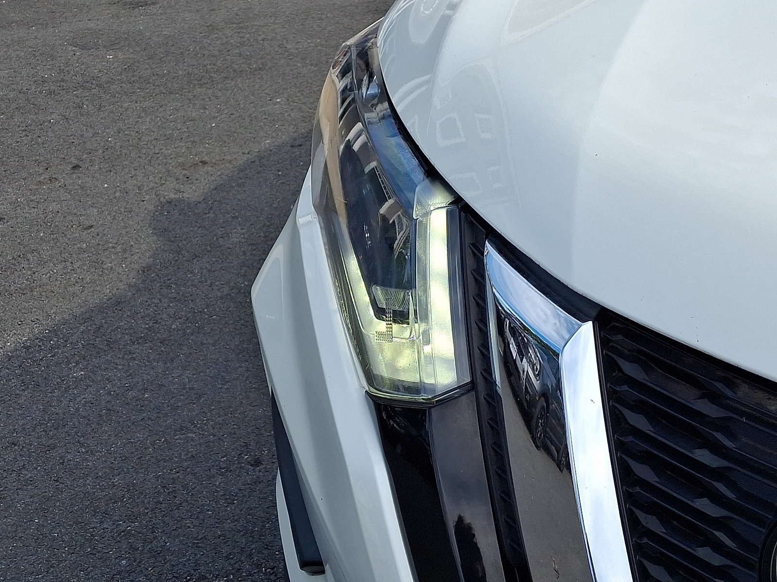 Used 2019 Nissan Rogue SV w/ Premium Package AWD/4WD image 10