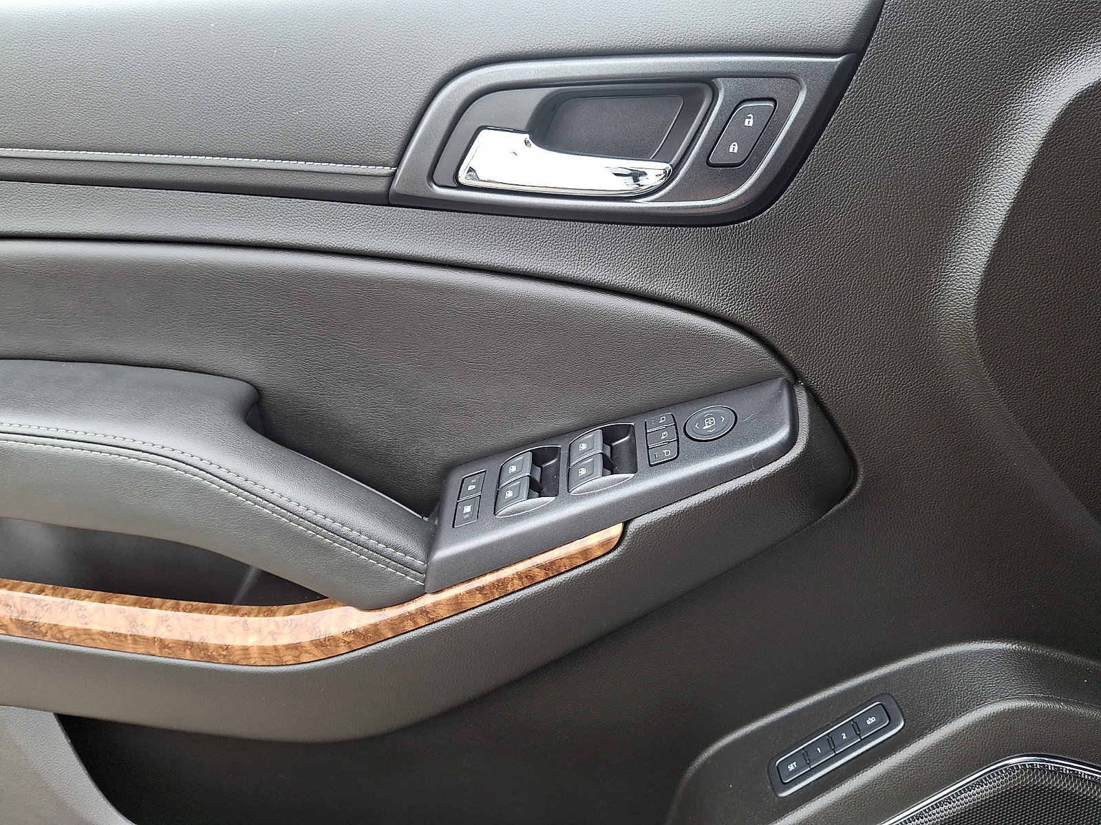 Used 2019 Chevrolet Tahoe Premier image 20