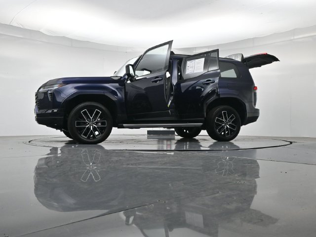 Used 2025 Lexus GX 550 w/ Accessory Package (2T) AWD/4WD image 54