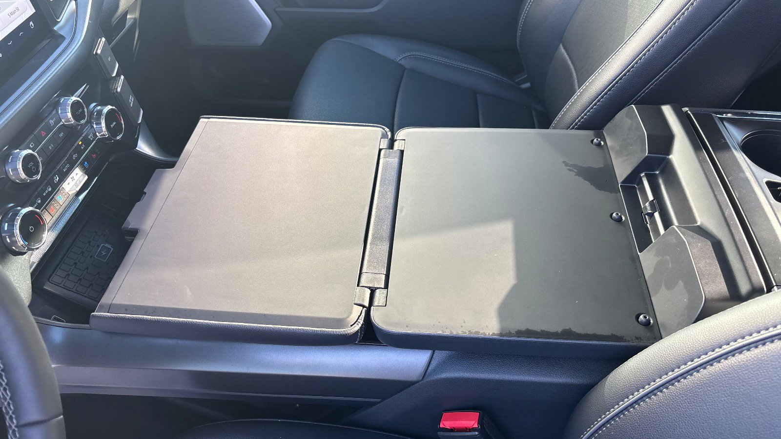 Certified 2025 Ford F150 Lariat w/ Equipment Group 502A High image 42