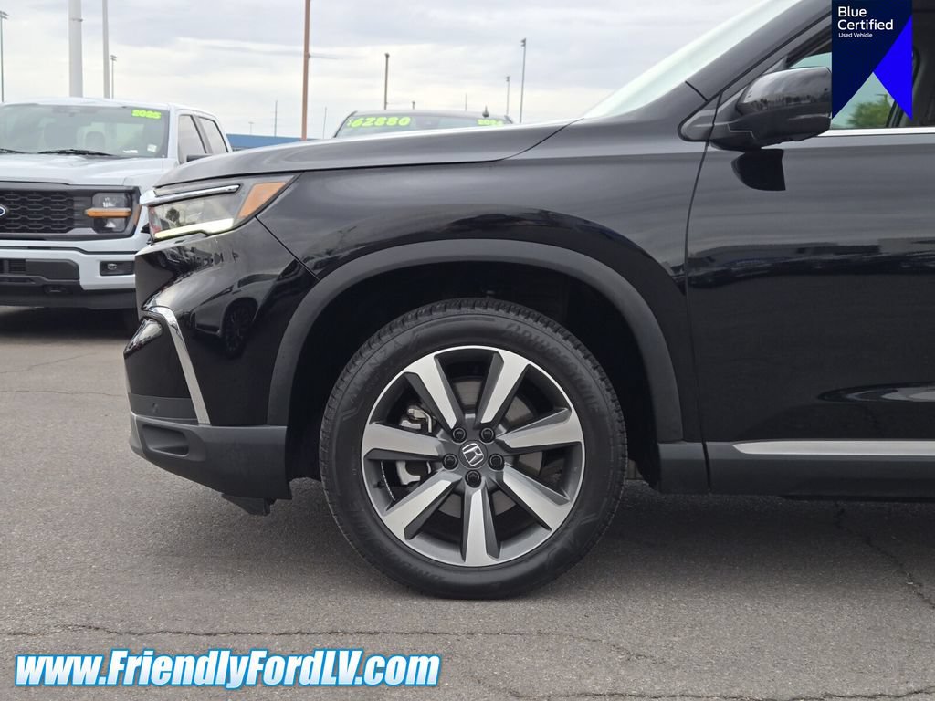 Used 2025 Honda Pilot Elite image 9