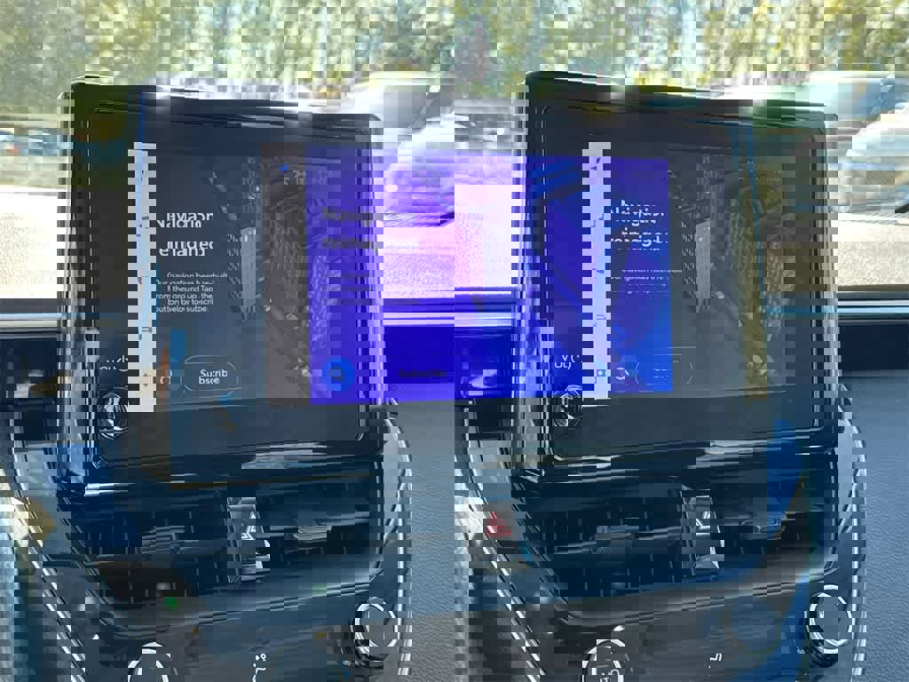 Used 2024 Toyota Corolla LE image 25