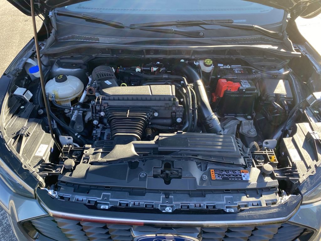 Certified 2023 Ford Escape Platinum image 48