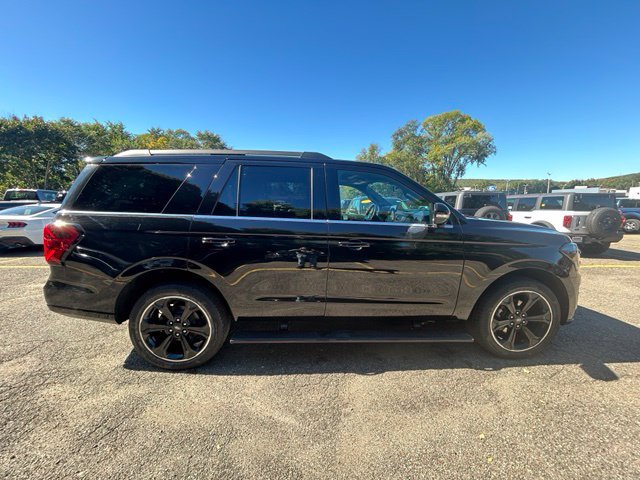 Certified 2023 Ford Expedition Limited AWD/4WD image 9