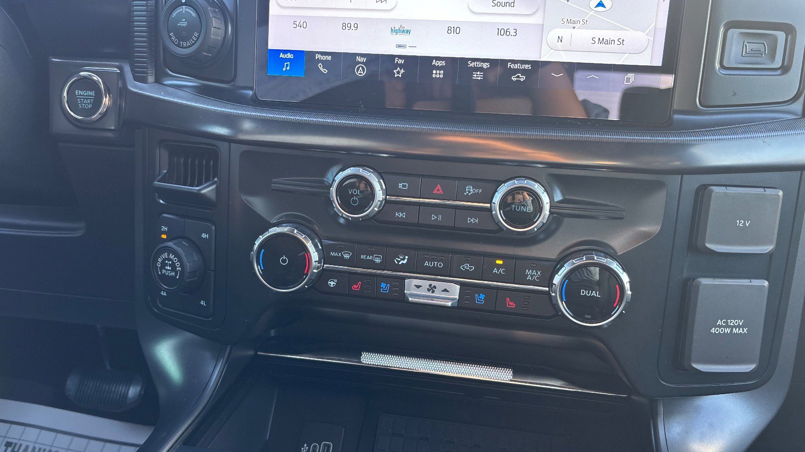 Certified 2025 Ford F150 Lariat w/ Equipment Group 502A High image 44