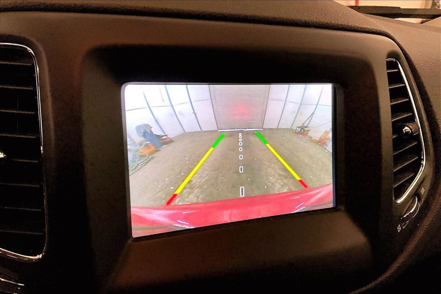 Used 2018 Jeep Compass Latitude w/ Popular Equipment Group image 20