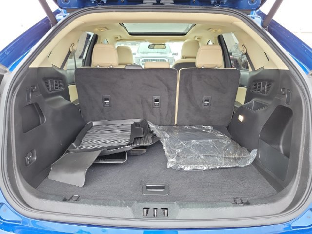 Certified 2023 Ford Edge SEL w/ Convenience Package AWD/4WD image 12
