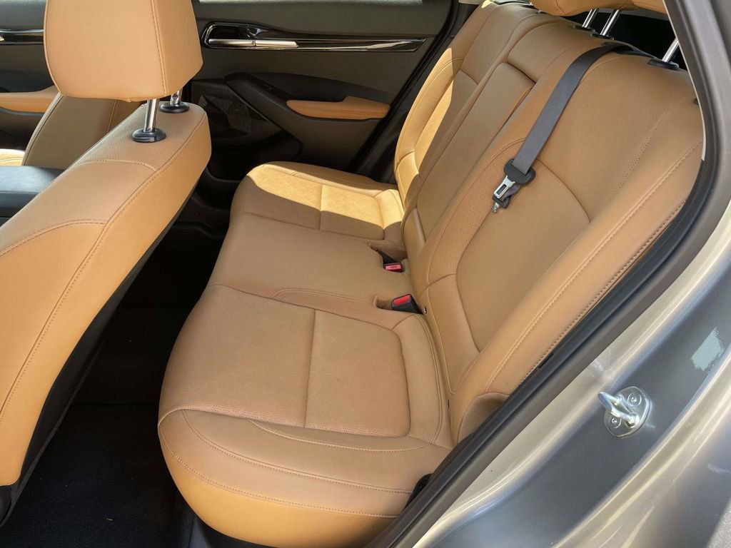 Used 2024 Kia Seltos EX image 12