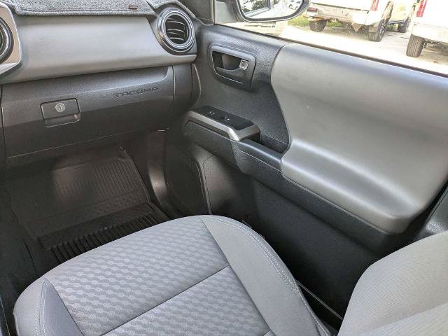 Used 2022 Toyota Tacoma SR5 RWD image 16