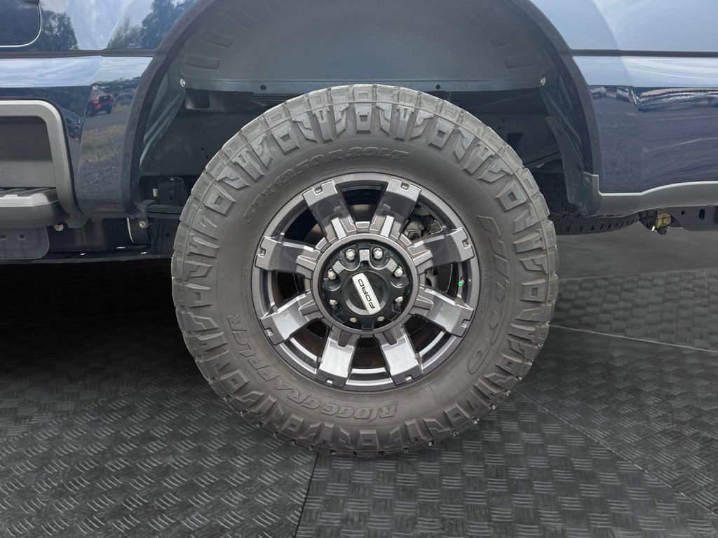 Certified 2024 Ford F250 Lariat w/ Lariat Ultimate Package AWD/4WD image 19
