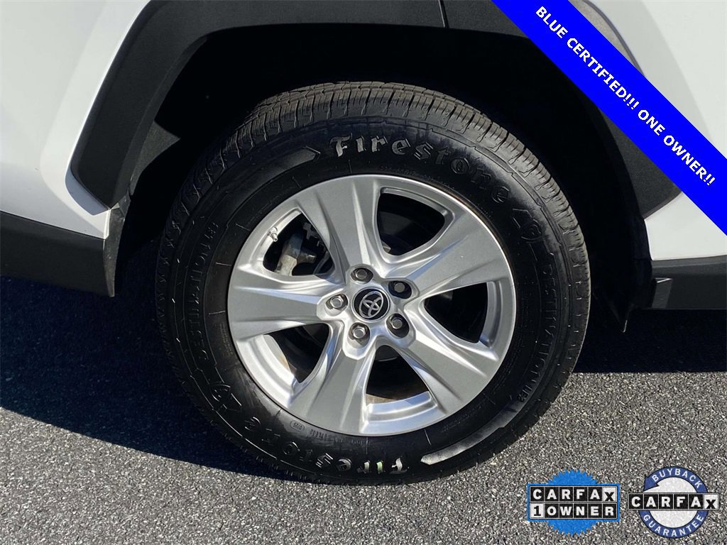 Used 2021 Toyota RAV4 LE image 7