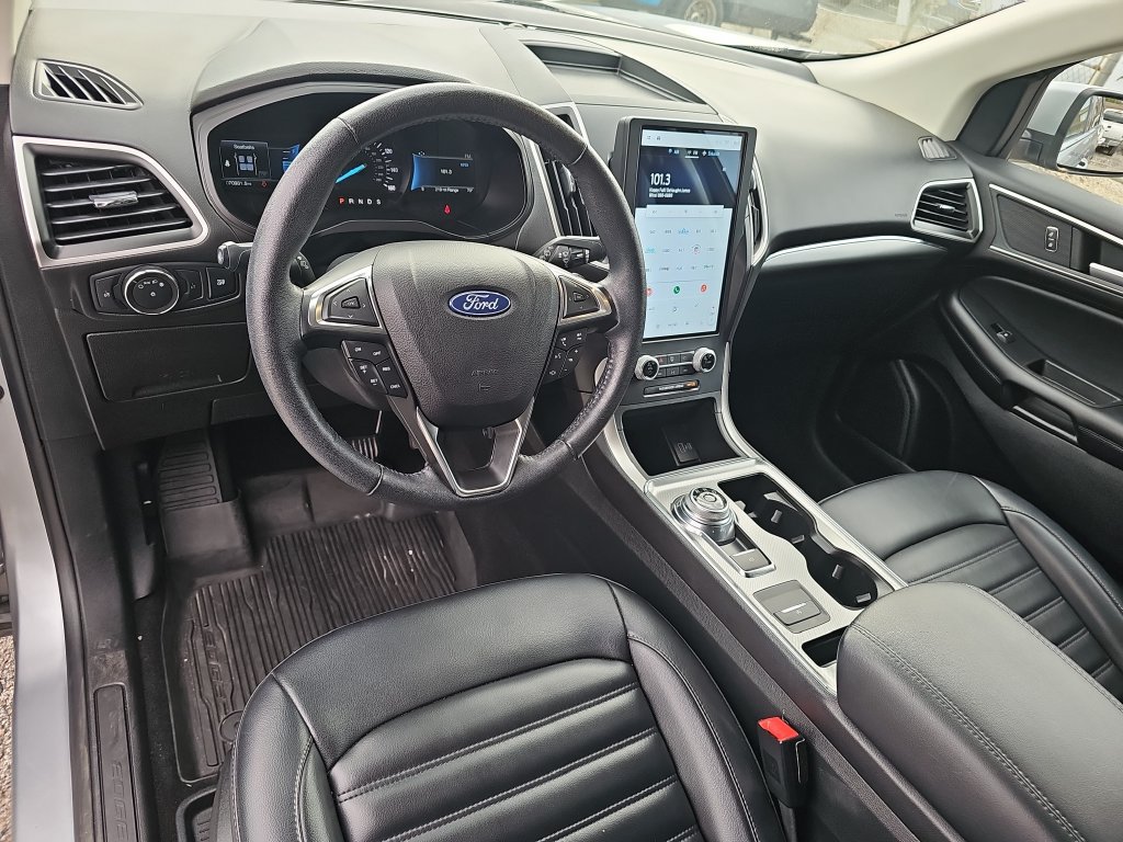 Certified 2022 Ford Edge SEL w/ Cargo Accessory Package AWD/4WD image 15
