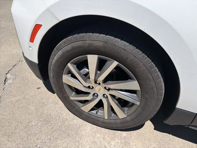 Used 2024 Chevrolet Equinox Premier FWD image 17