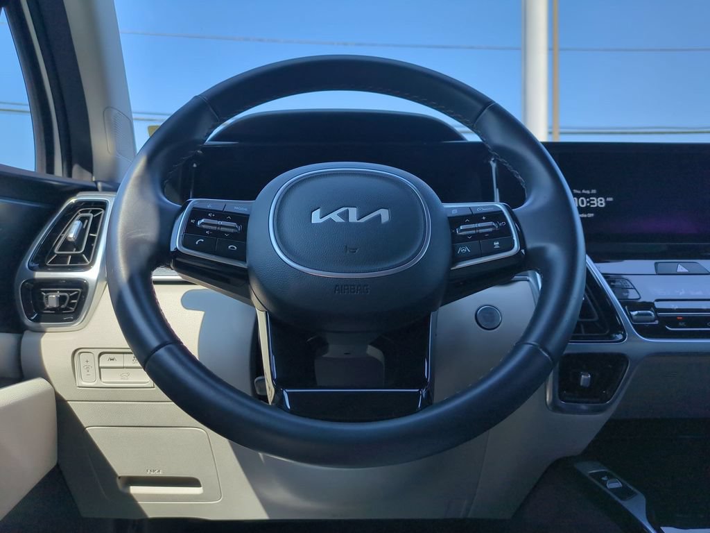 Used 2023 Kia Sorento SX FWD image 16
