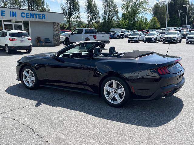 Certified 2026 Ford Mustang Convertible RWD image 5