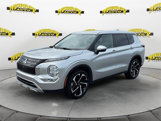 Used 2024 Mitsubishi Outlander SE
