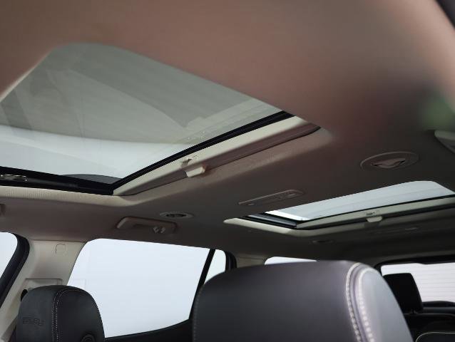 Used 2023 GMC Acadia Denali w/ Denali Ultimate Package image 21