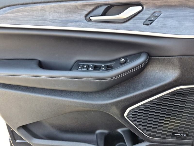 Used 2022 Jeep Grand Cherokee Limited image 34