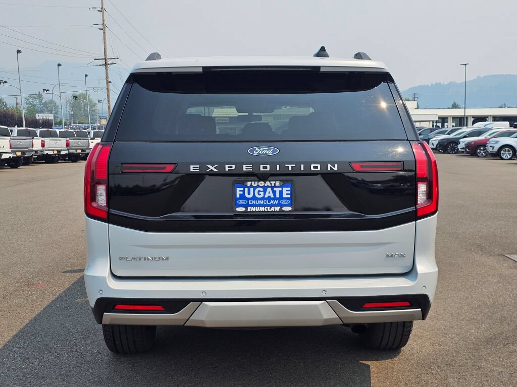 Certified 2025 Ford Expedition Max Platinum w/ Driver's Package AWD/4WD image 4