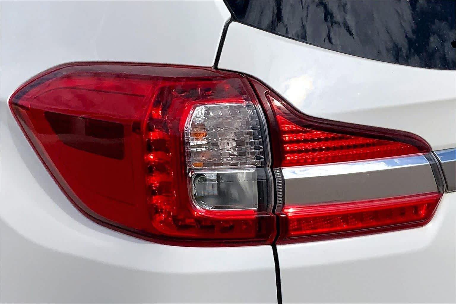 Used 2020 Subaru Ascent Touring AWD/4WD image 29
