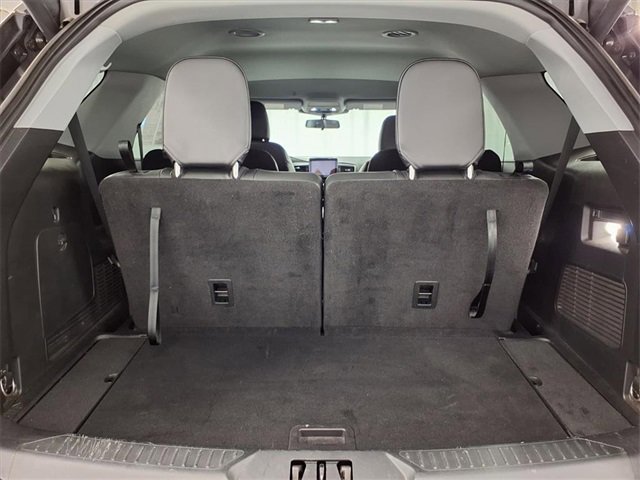 Certified 2022 Ford Explorer XLT w/ Equipment Group 202A image 28