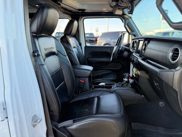 Used 2019 Jeep Wrangler Unlimited Sahara w/ Uconnect 4C Nav & Sound Group image 16
