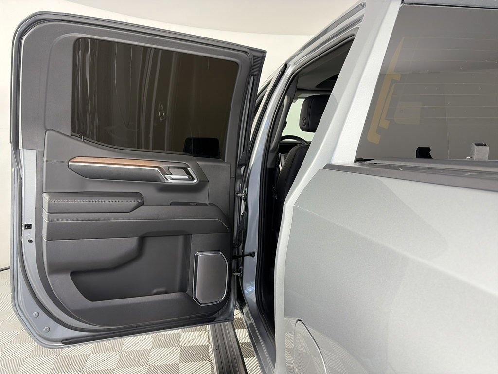 Used 2024 GMC Sierra 1500 Denali image 12