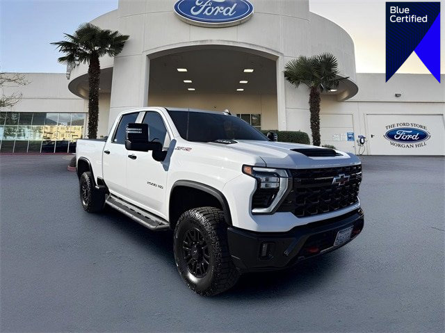 Used 2025 Chevrolet Silverado 2500 ZR2 image 1