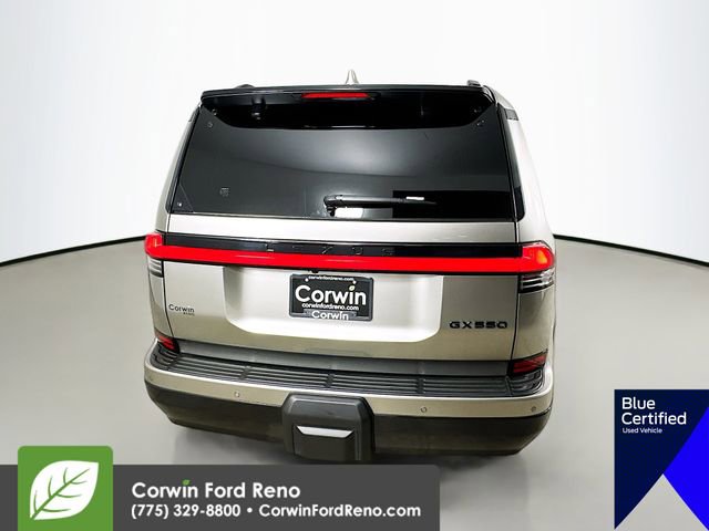 Used 2024 Lexus GX 550 w/ Accessory Package (2T) AWD/4WD image 9