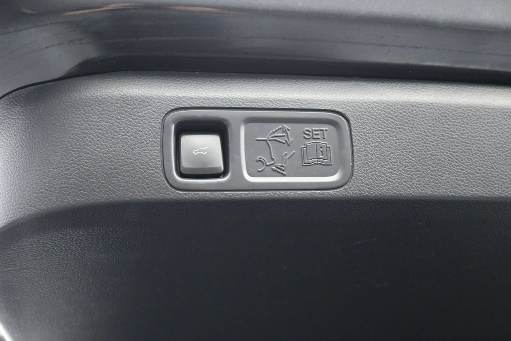 Certified 2022 Ford Expedition Platinum RWD image 16