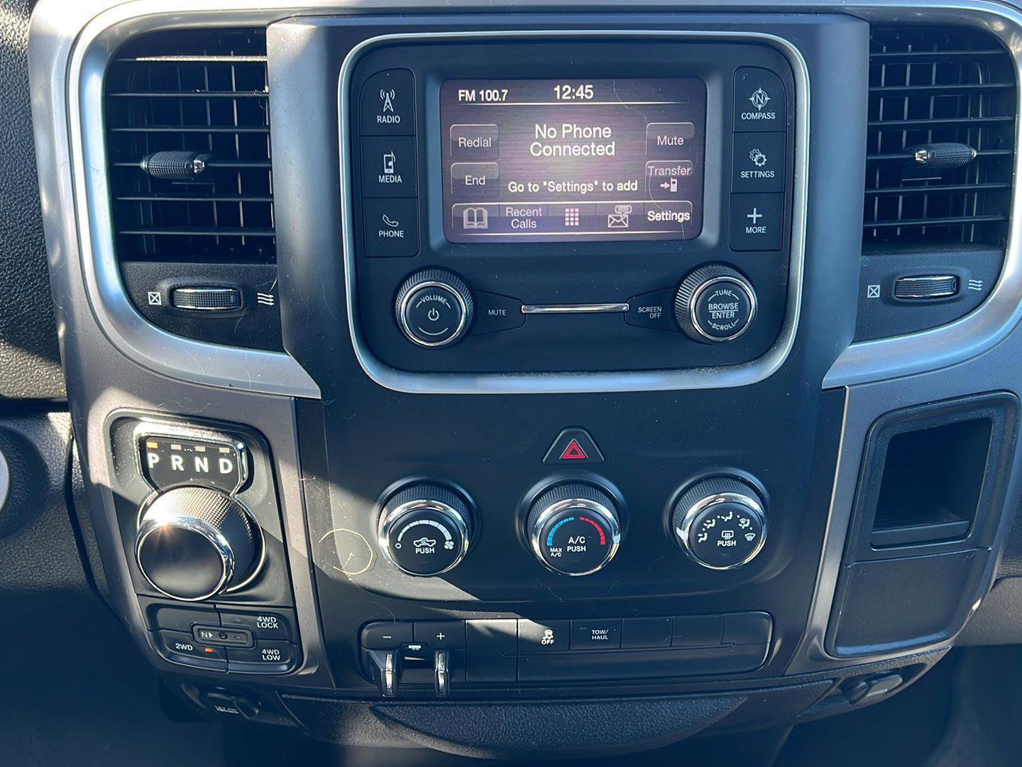 Used 2021 RAM 1500 Classic SLT image 24