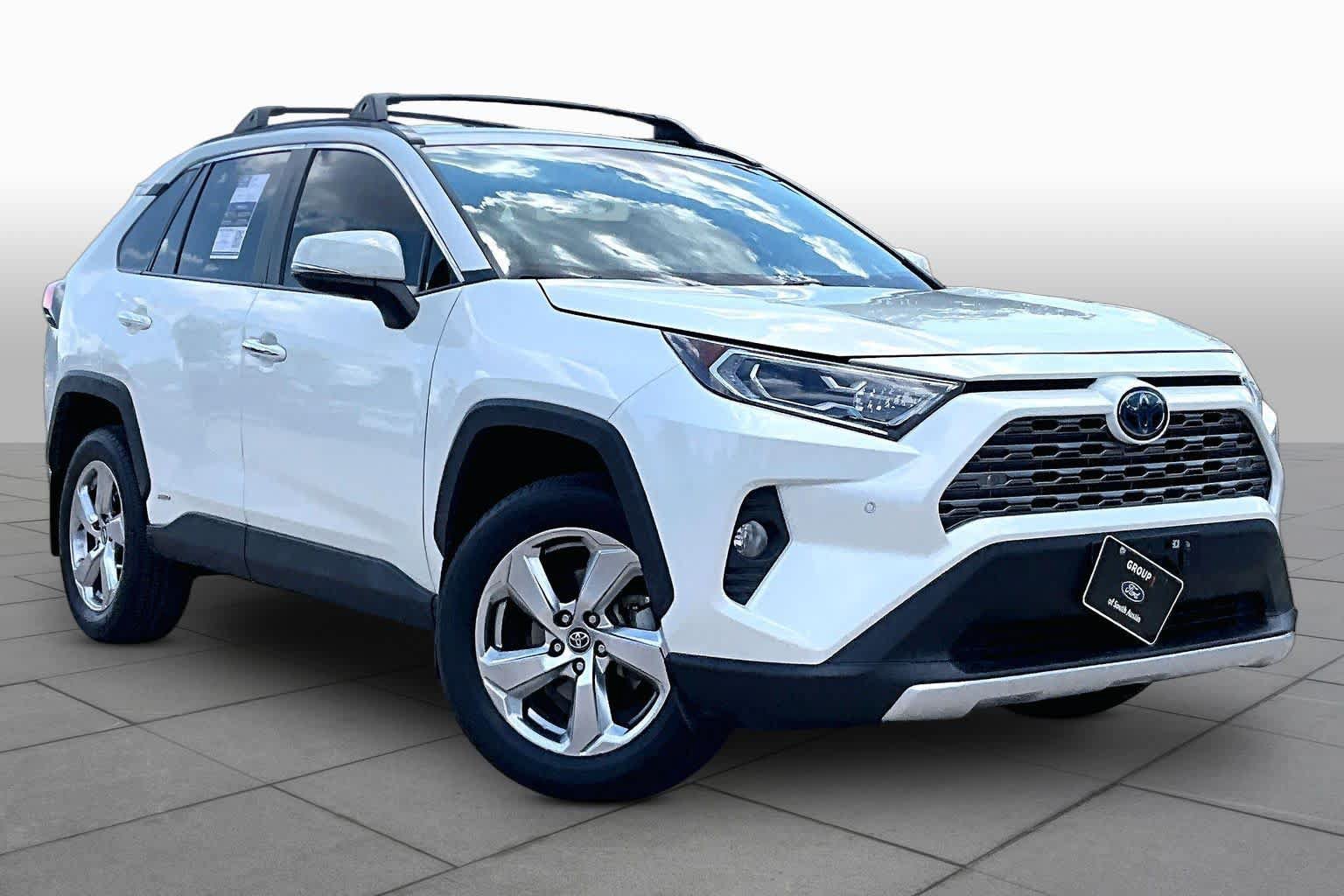 Used 2020 Toyota RAV4 Limited w/ Limited Grade Weather Package AWD/4WD image 3