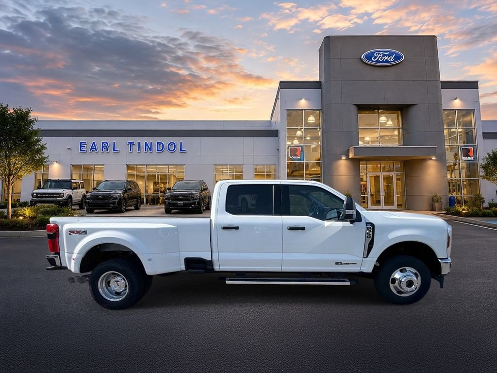 Certified 2025 Ford F350 XLT w/ 360-Degree Camera Package AWD/4WD image 10