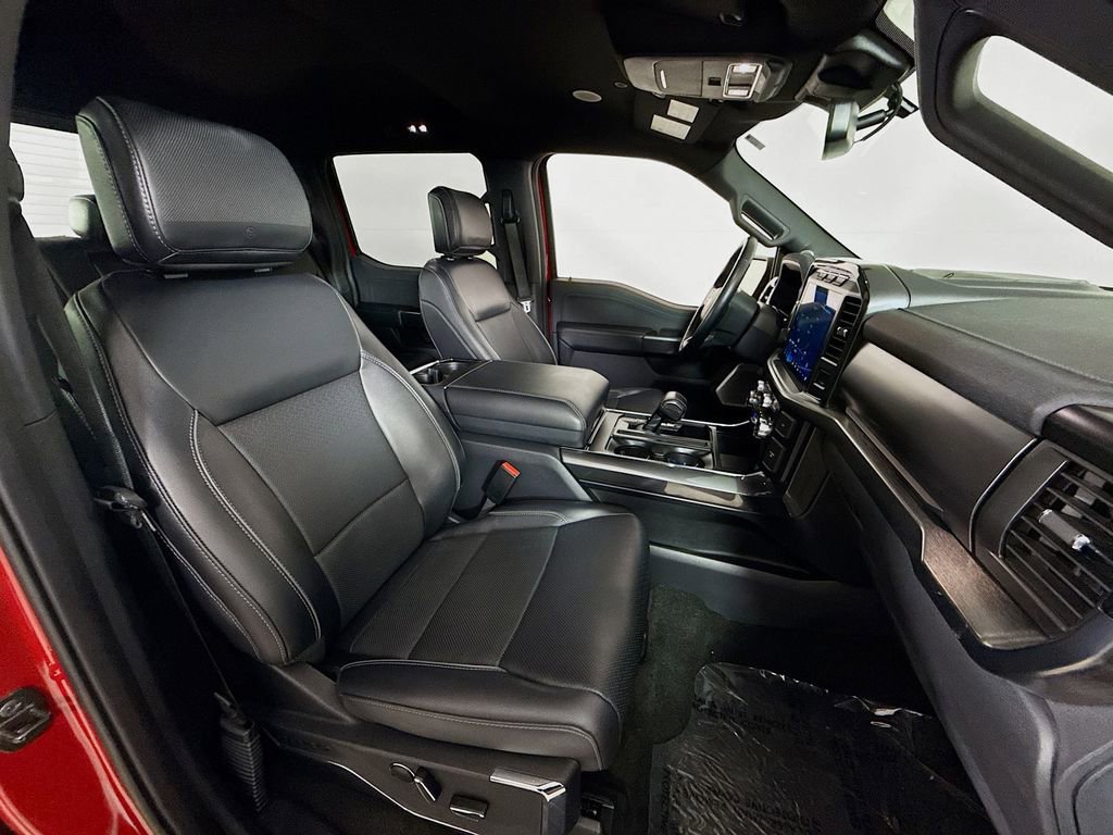 Certified 2022 Ford F150 Lariat w/ Equipment Group 502A High image 29