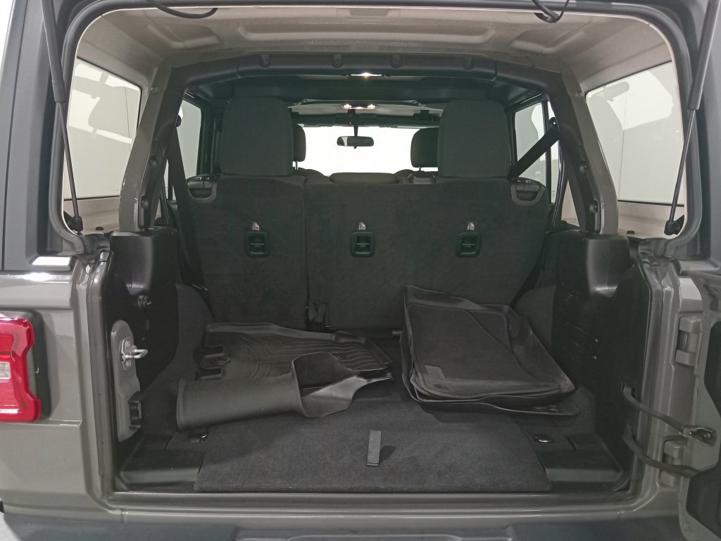 Used 2019 Jeep Wrangler Unlimited Sport S AWD/4WD image 6