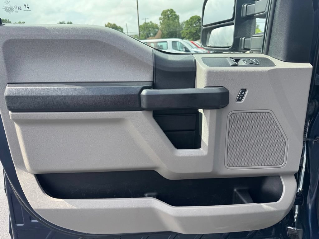Certified 2020 Ford F350 XL w/ STX Appearance Package AWD/4WD image 2