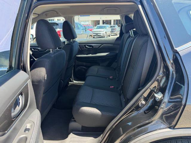 Used 2019 Nissan Rogue S AWD/4WD image 14