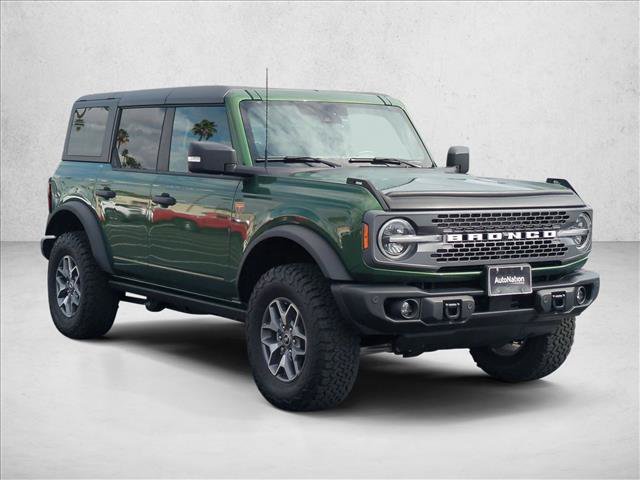 Certified 2025 Ford Bronco Badlands AWD/4WD image 3
