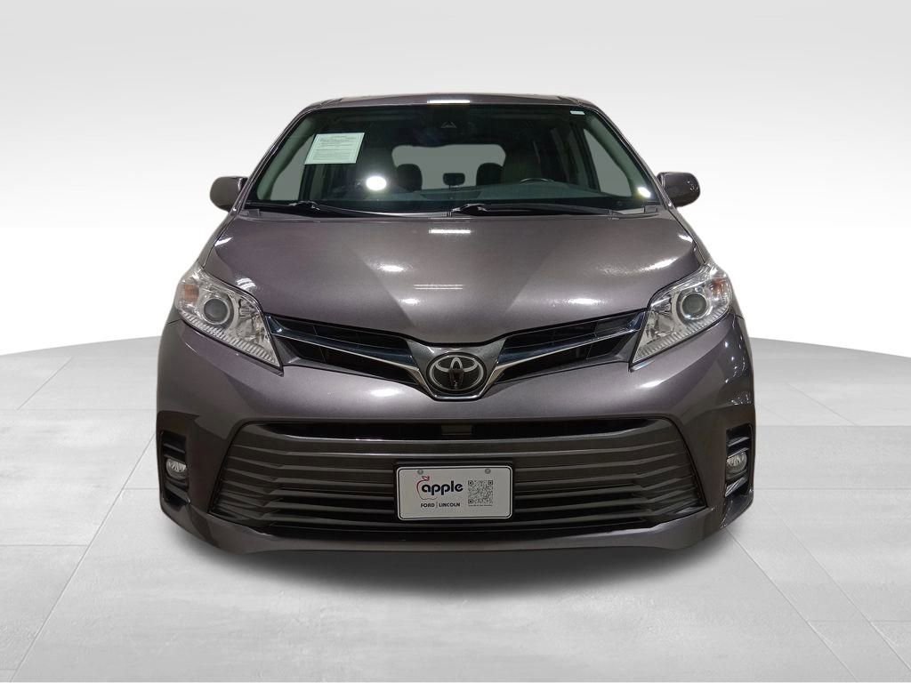 Used 2020 Toyota Sienna XLE image 8