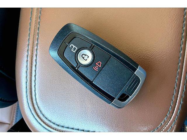 Certified 2022 Ford Maverick Lariat image 29