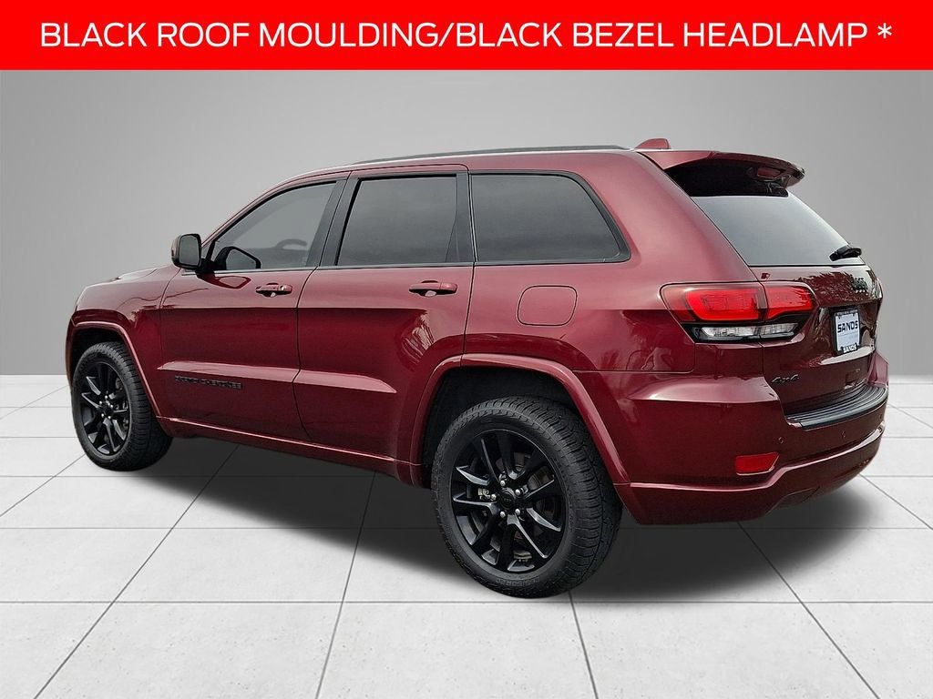 Used 2021 Jeep Grand Cherokee Laredo X image 4