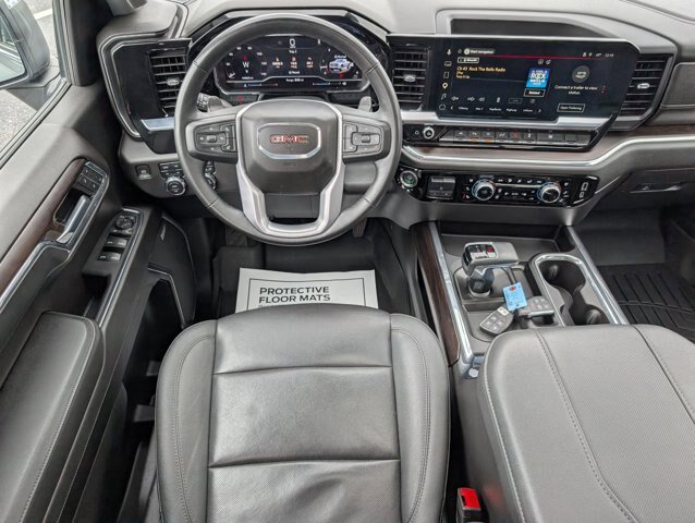 Used 2024 GMC Sierra 1500 SLT w/ SLT Premium Plus Package AWD/4WD image 29