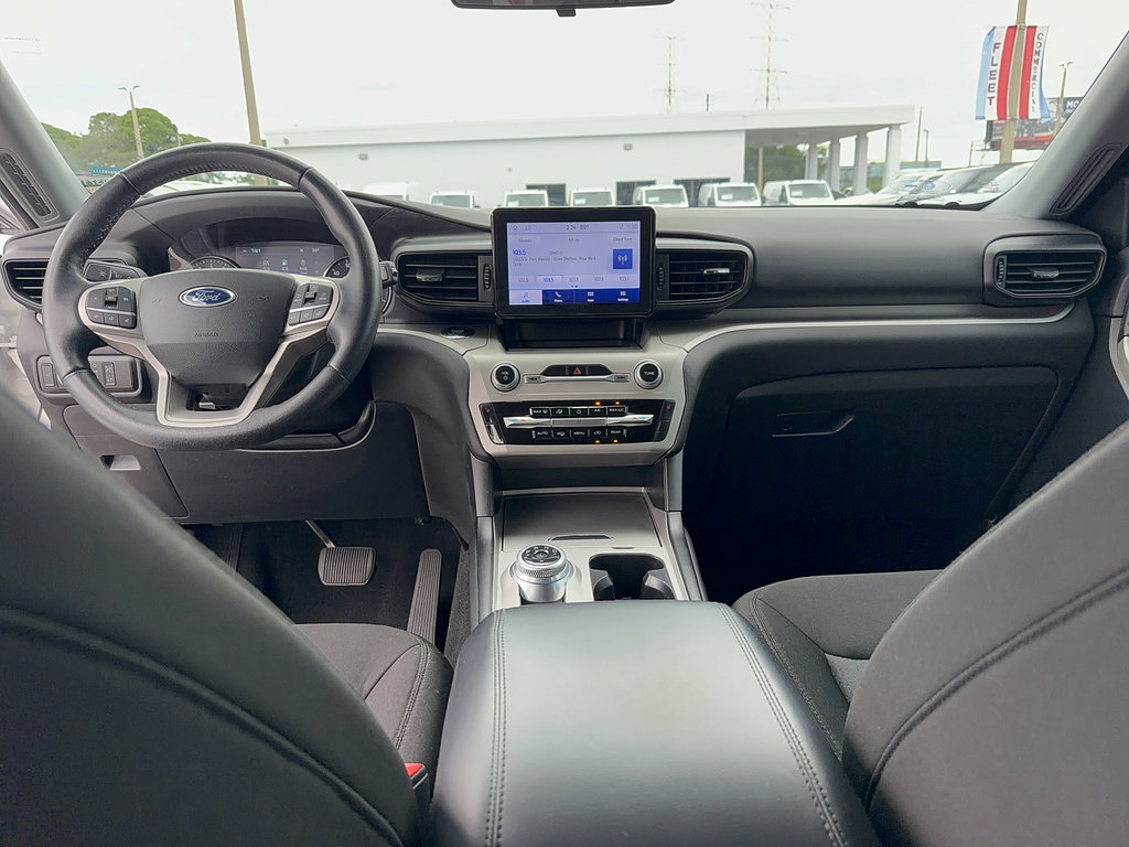 Certified 2022 Ford Explorer XLT RWD image 28