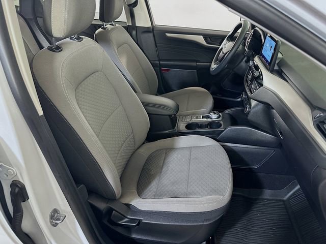 Certified 2022 Ford Escape SE image 13