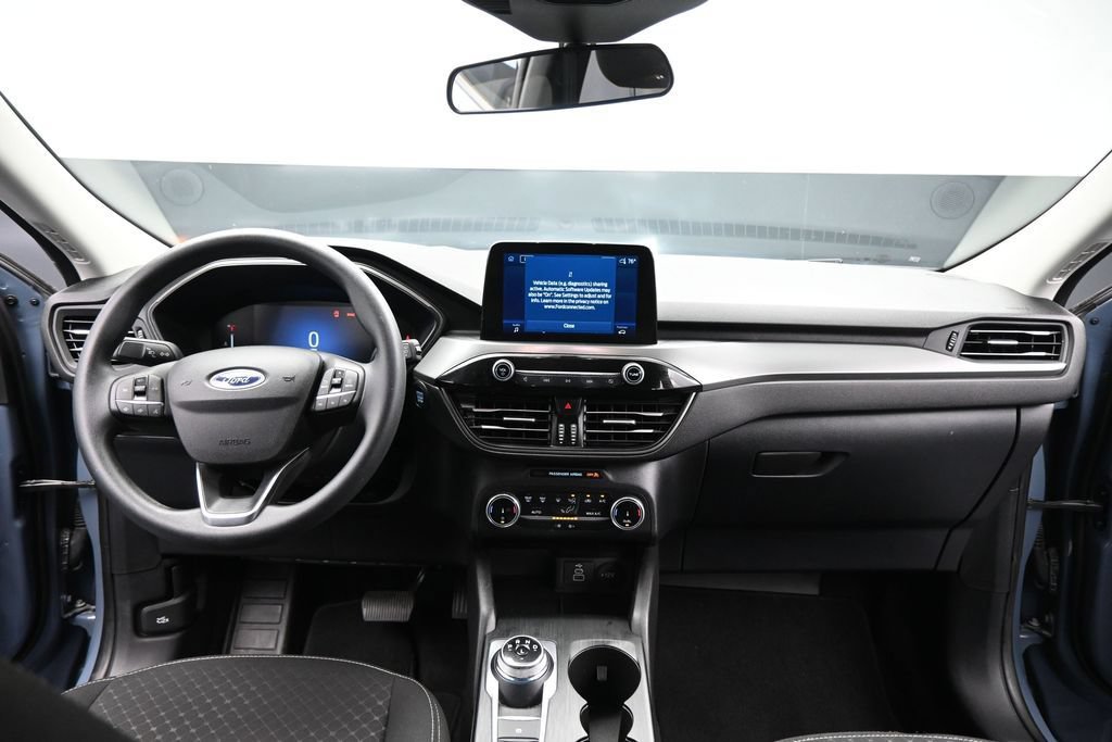 Certified 2025 Ford Escape Active AWD/4WD image 19