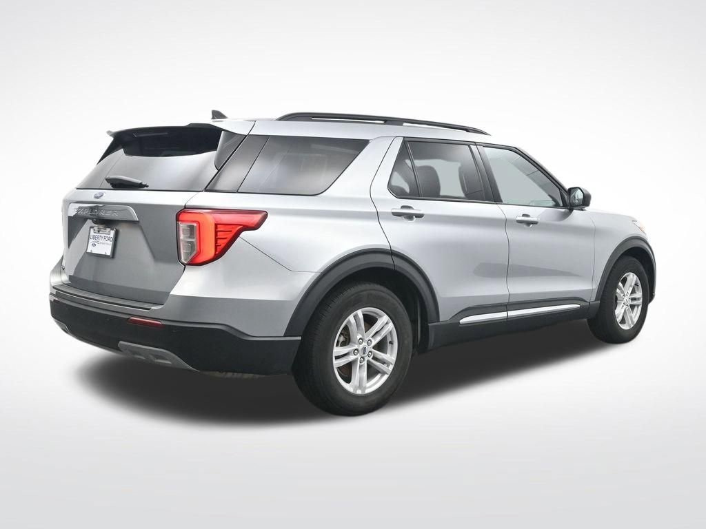 Certified 2024 Ford Explorer XLT w/ Equipment Group 202A image 6